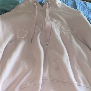 cropped pull over “performance” hoodie